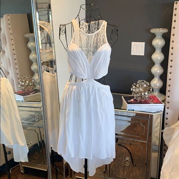 LUSH white lace open back, high Lo dress, size M - Picture 2 of 10